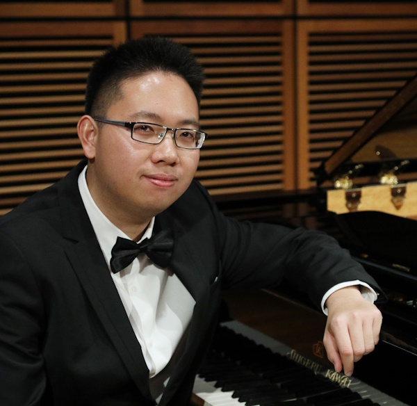 Alexander Yau - Piano